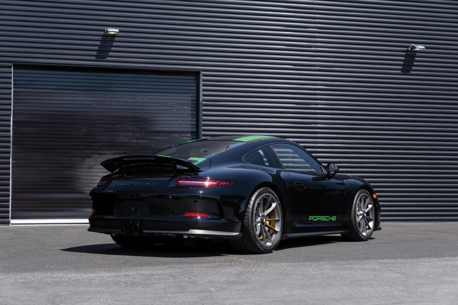  Porsche 911 R (991) 2016 года  (NA) (фото 39 из 40)